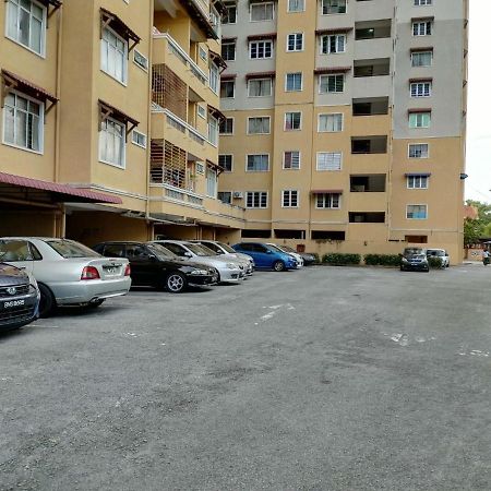 Homestay Kuala Terengganu Near Batu Burok, Hospital Hsnz, Ktcc Mall, Drawbridge C Eksteriør billede